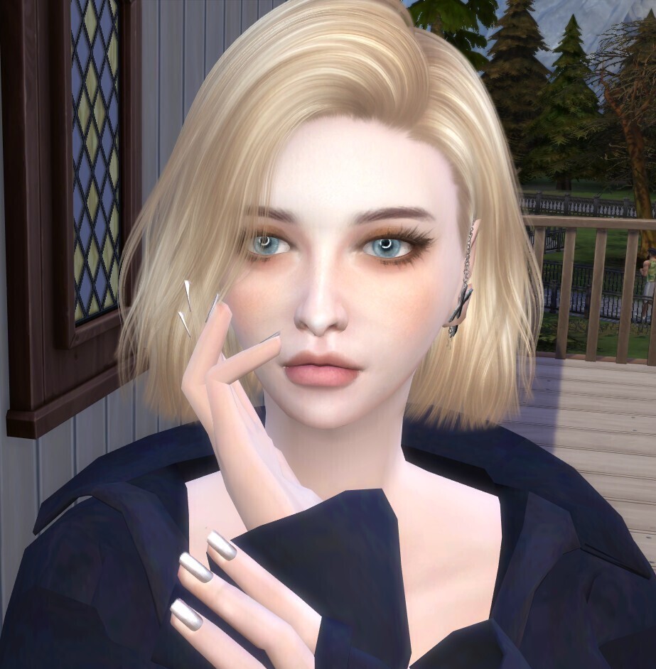 耐看的短发小姐姐