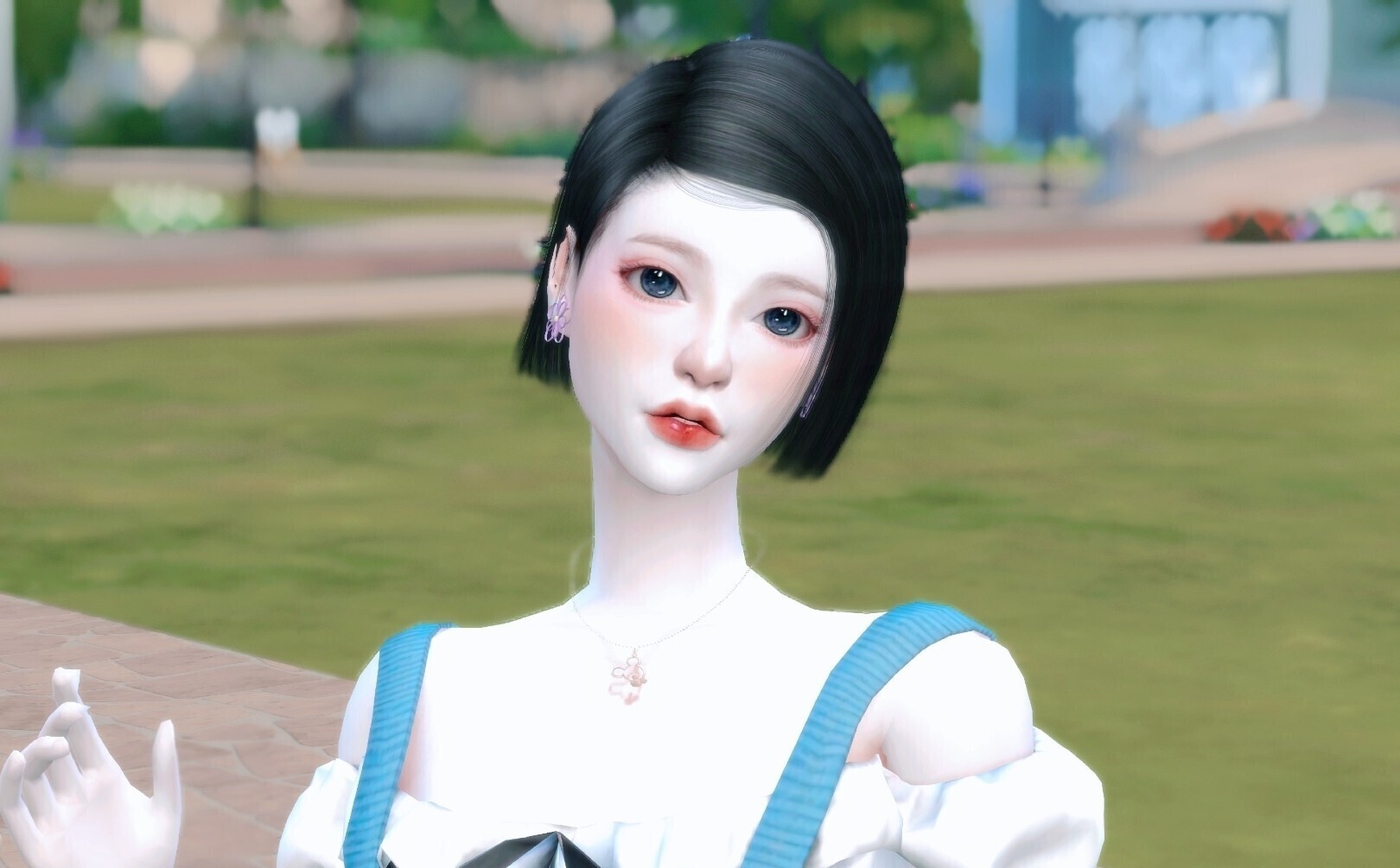 一个肉肉的少女