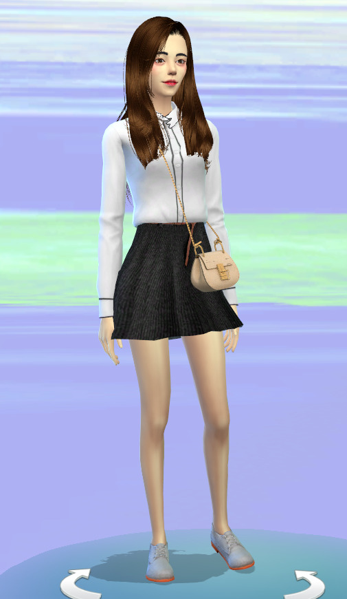 Y_nini杨 - 人物分享 ● 晓苗