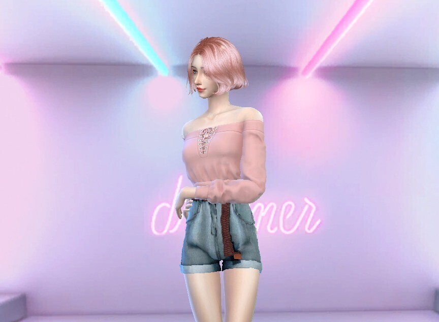 一个甜但又带着点酷的小姐姐~迪诺小姐